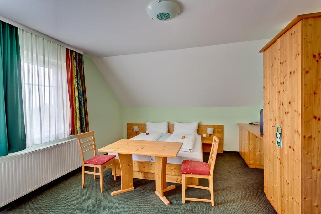 Pension Sonnengarten & Therme Included - Auch Am An- & Abreisetag! Lutzmannsburg Exteriör bild